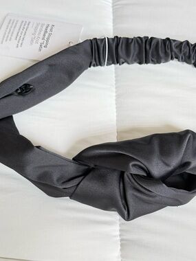 lululemon athletica Black Knot-Detail Headband